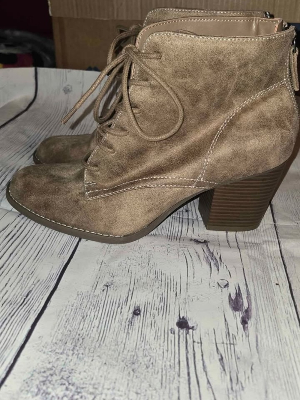 a.n.a Taupe Lace-Up Suede Block Heel Ankle Boots 8.5